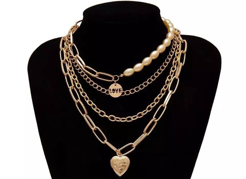 Different Styles of Necklaces You Can Choose From